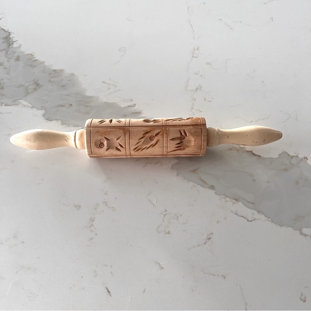 Vintage Springerle wood roller